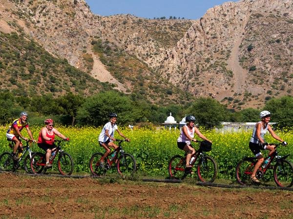 Rajasthan Cycling Tour with Taj and Tigers 16 Days